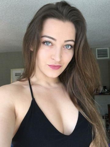 Камилла Знойная Брюнетка фото 2